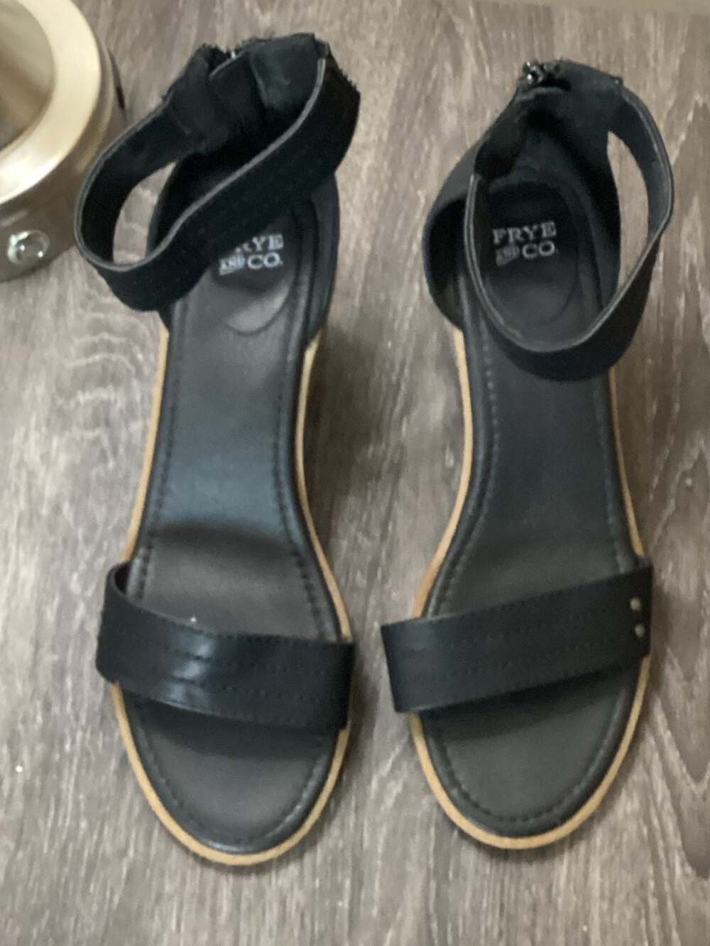 Frye and Co. Zaki Black Block Heel Ankle Strap Sandals Size 8.5